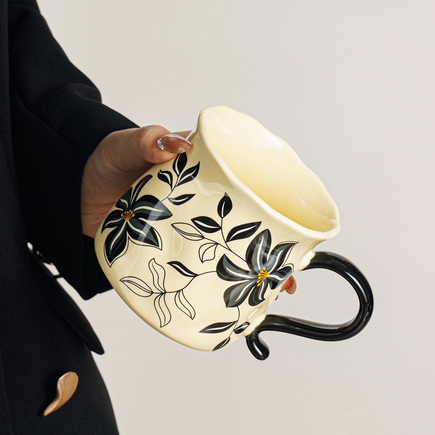 Ceramic Coffee Mug - Stylish Cup for Girls