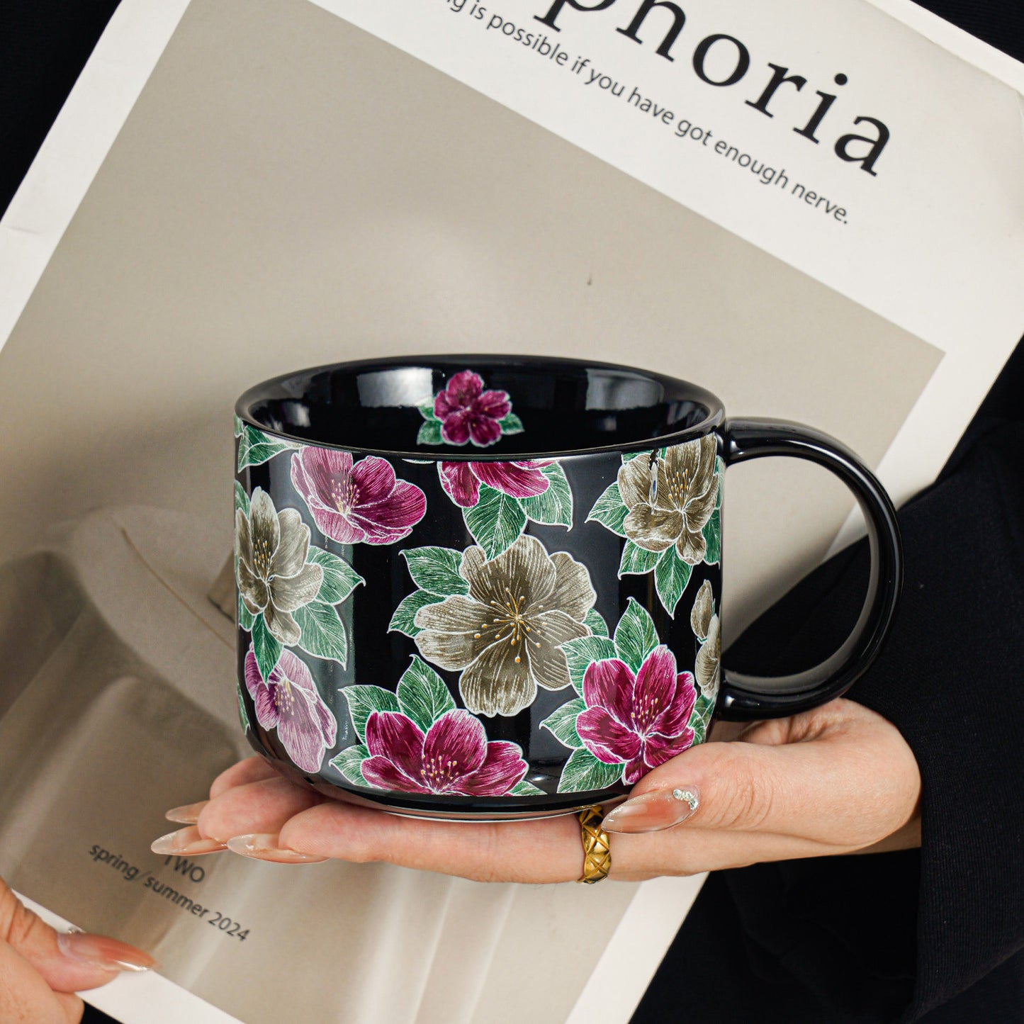 Floral Fantasy Mug - Elegant Ceramic Coffee Cup with Sophisticated Design