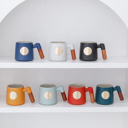 Custom Logo Mugs, Personalized Coffee Cups, Wooden Handle Mugs with Nameplate, Corporate Souvenirs, High Table Cups