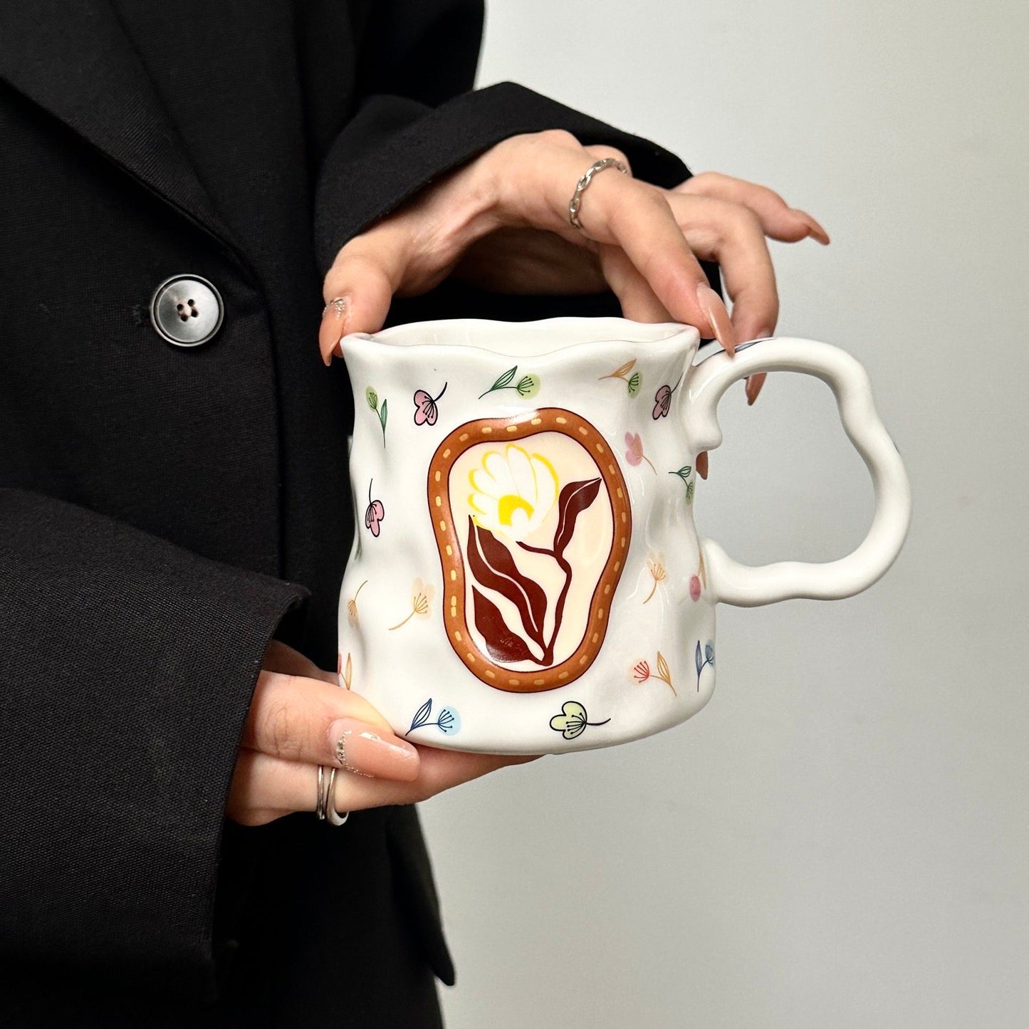 Exquisite & Aesthetic Ceramic Coffee Mug - The Perfect Birthday Gift for Girls and Best Friends