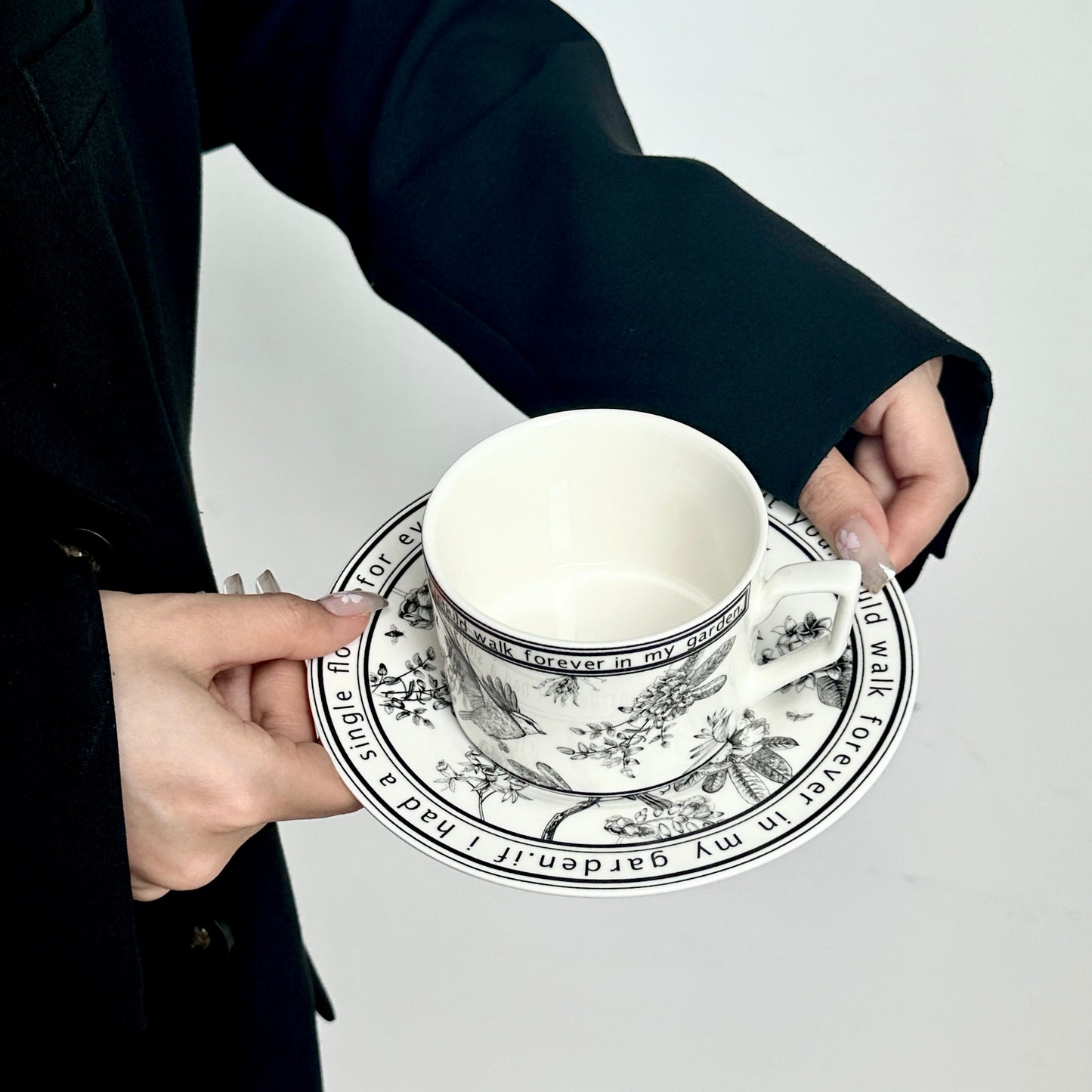 Elegant French Retro Afternoon Tea Set - Floral Coffee Cup and Saucer, Latte Mug