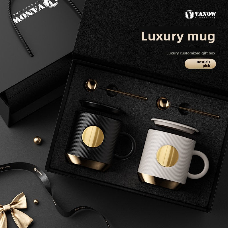 Custom Name Zodiac Mug - Ceramic Coffee Cup with Lid and Spoon, Gift Box Set, Engraved Birthday Present, Souvenir for Couples