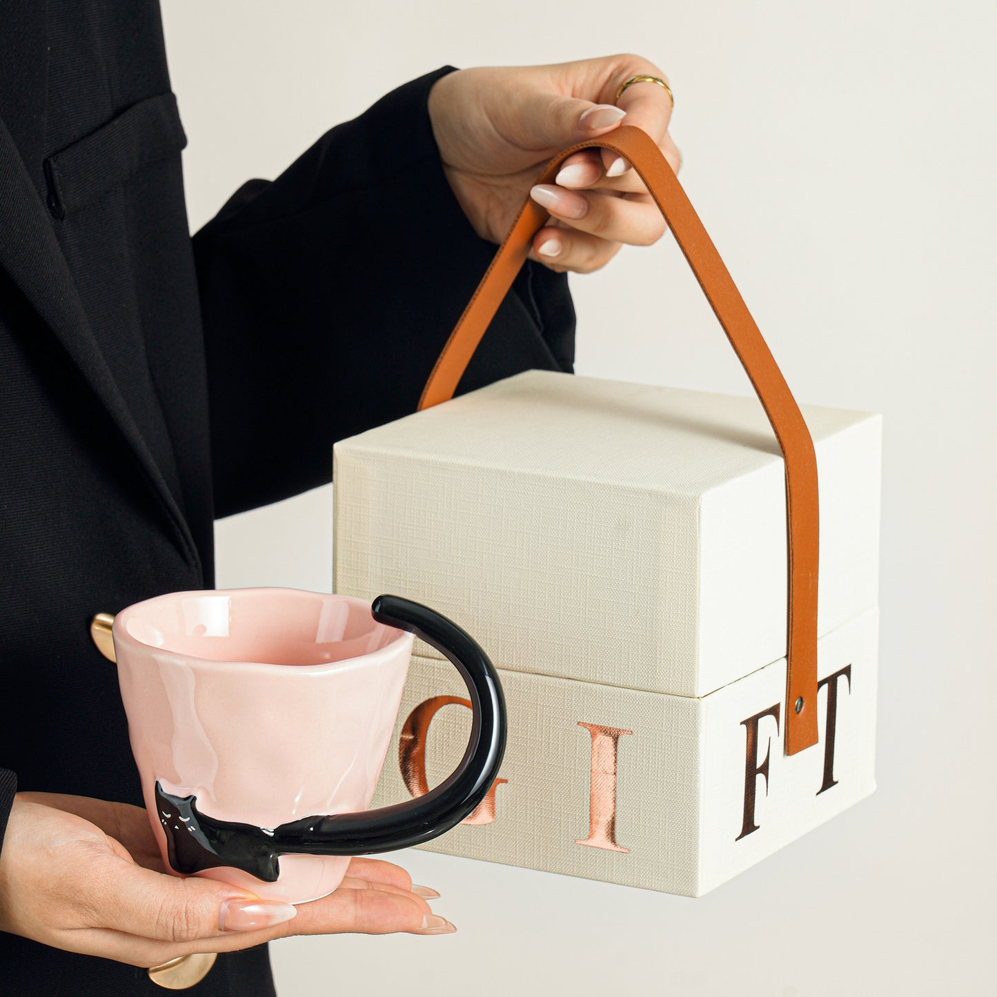 Cat Design Ceramic Mug - High-End Coffee & Breakfast Cup for Home