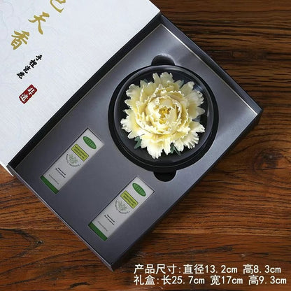 Handcrafted ceramic flowers, exquisite and distinctive ceramic aromatherapy ornaments crafted by an inheritor of Intangible Cultural Heritage art.