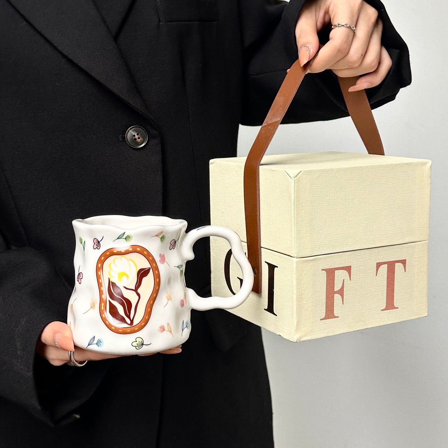 Exquisite & Aesthetic Ceramic Coffee Mug - The Perfect Birthday Gift for Girls and Best Friends