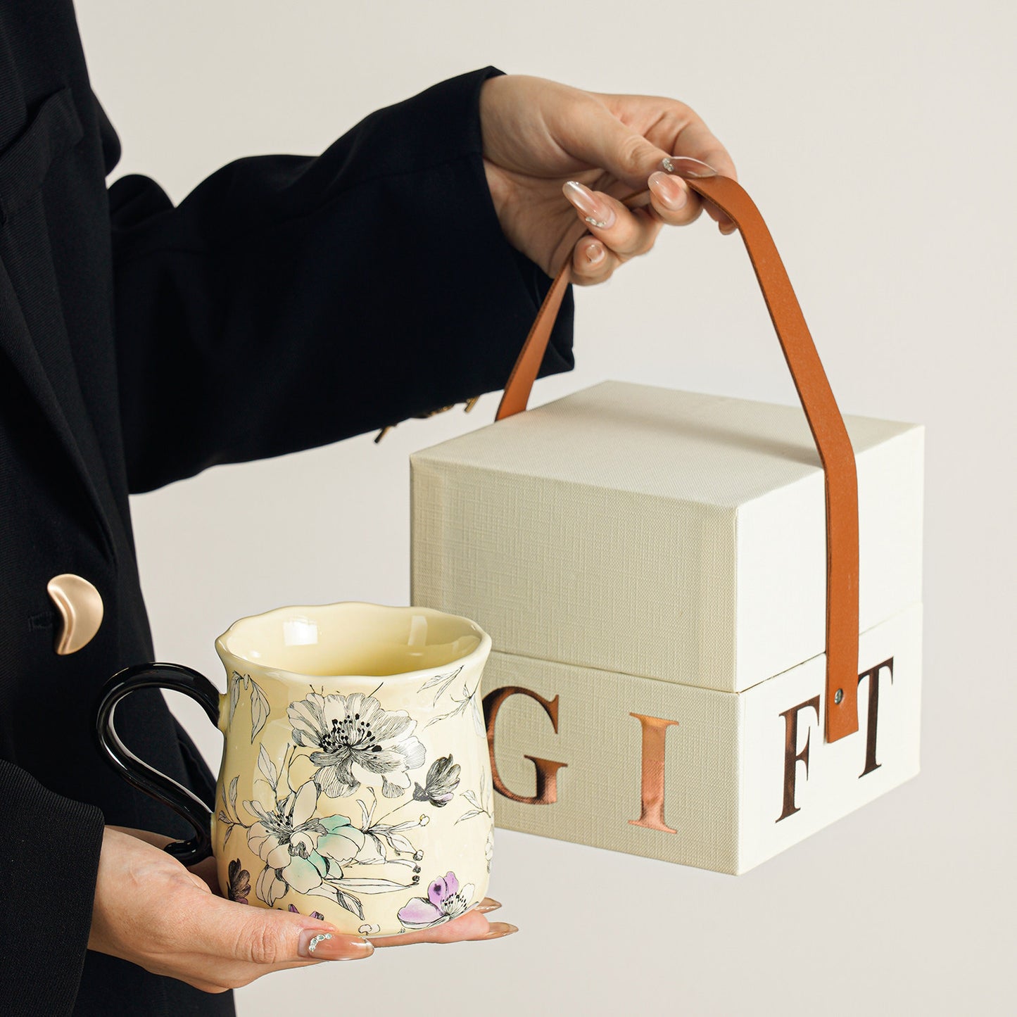 Ceramic Coffee Mug - Stylish Cup for Girls
