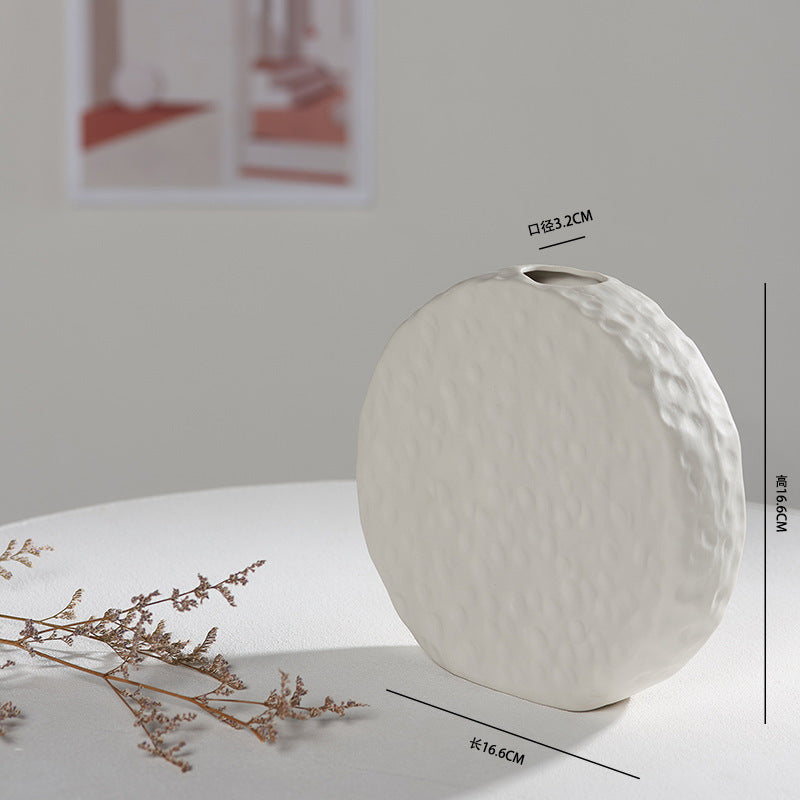 Scandinavian White Ceramic Vase – Minimalist Decorative Flower Vase for Dried Flowers & Hydroponic Plants, Perfect for Living Room, Cafe, Studio & Guesthouse