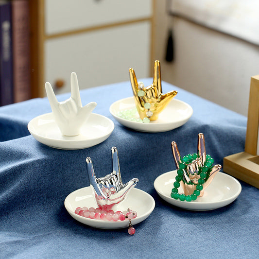 1fb18819-41a0-4e33-ba54-3caad515612f